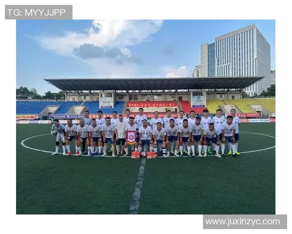 松本山雅与名古屋鲸鱼的激烈对决展现足球魅力与团队精神
